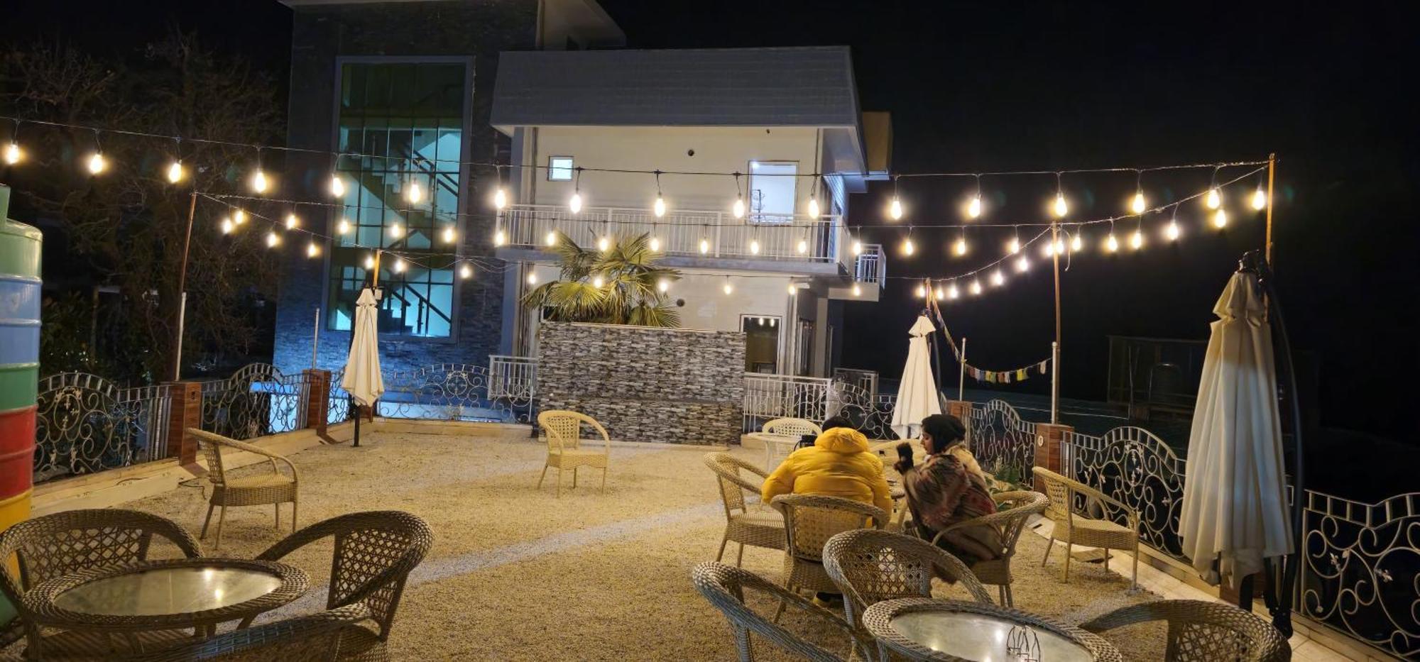 Hotel The Mussoorie International Exterior photo